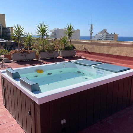 550 M2 Luxury Penthouse - Jacuzzi, Golf & Beach 贝纳尔马德纳 外观 照片