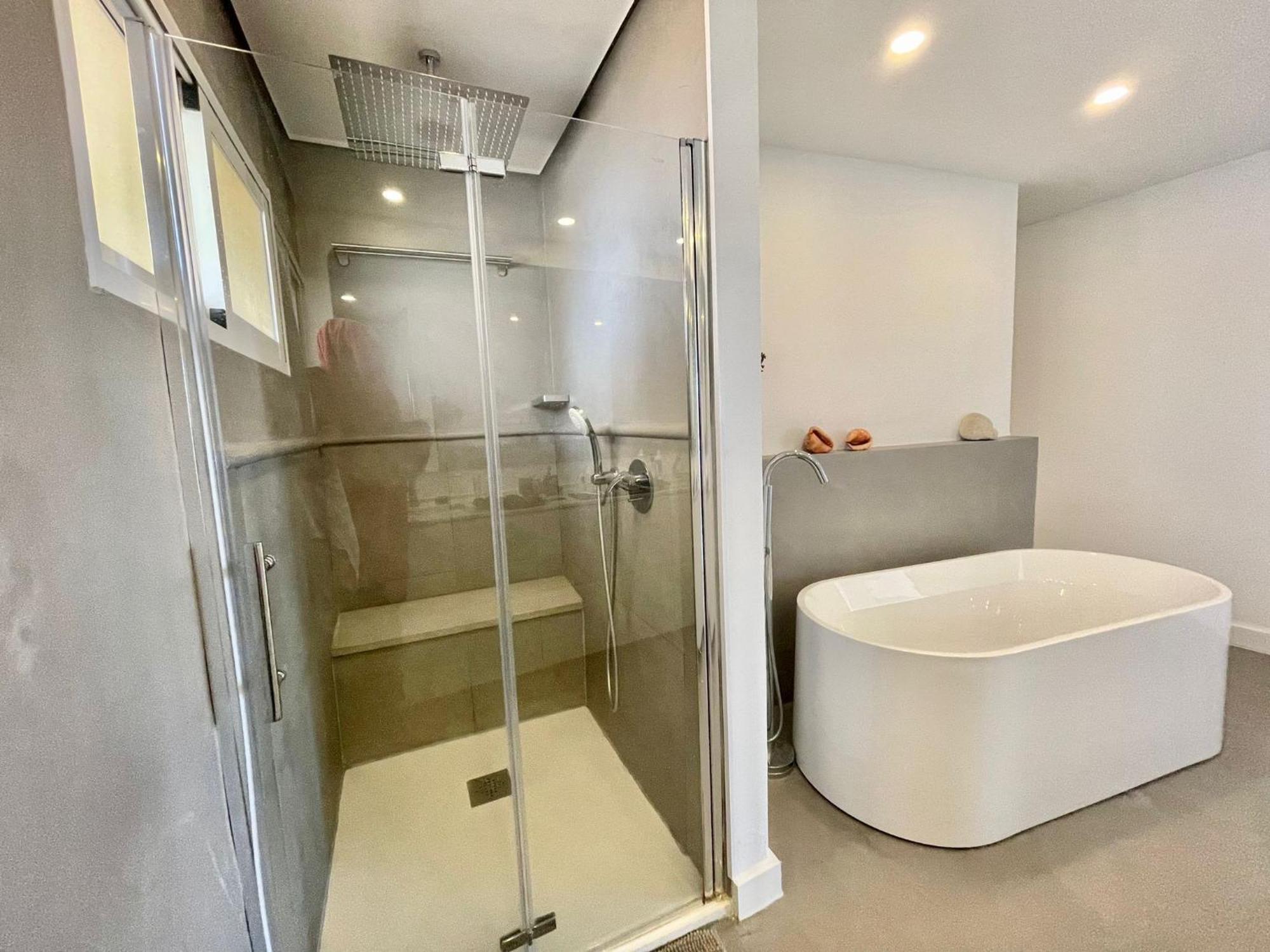 550 M2 Luxury Penthouse - Jacuzzi, Golf & Beach 贝纳尔马德纳 外观 照片