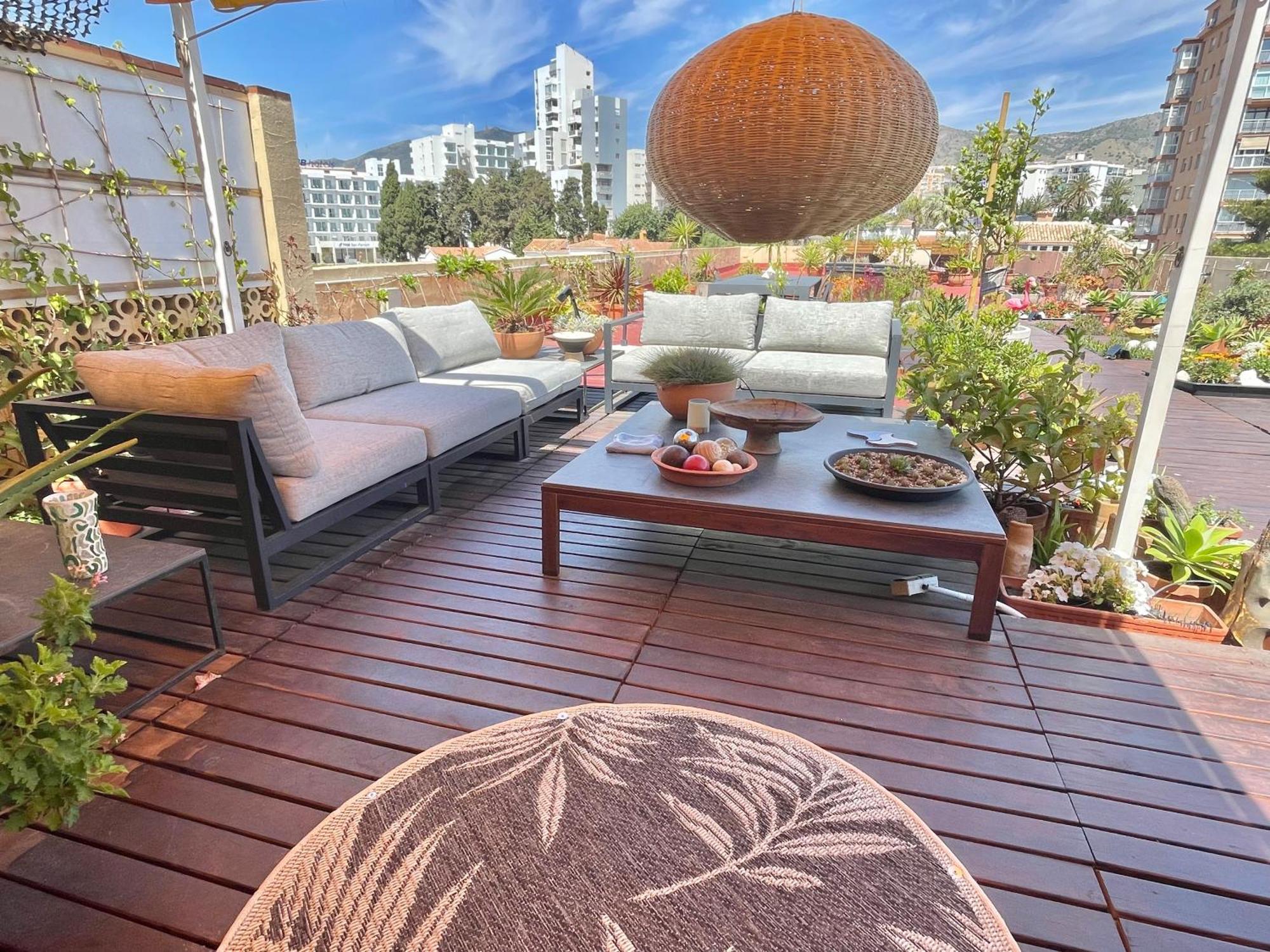 550 M2 Luxury Penthouse - Jacuzzi, Golf & Beach 贝纳尔马德纳 外观 照片